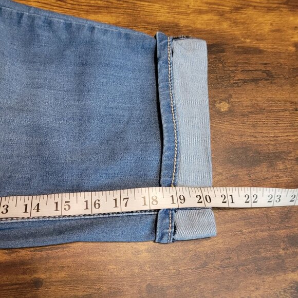 Earl Jeans 18 W Capri Cuffed Mid Rise Thick Stitch Medium Light Wash Stretch - Picture 8 of 10